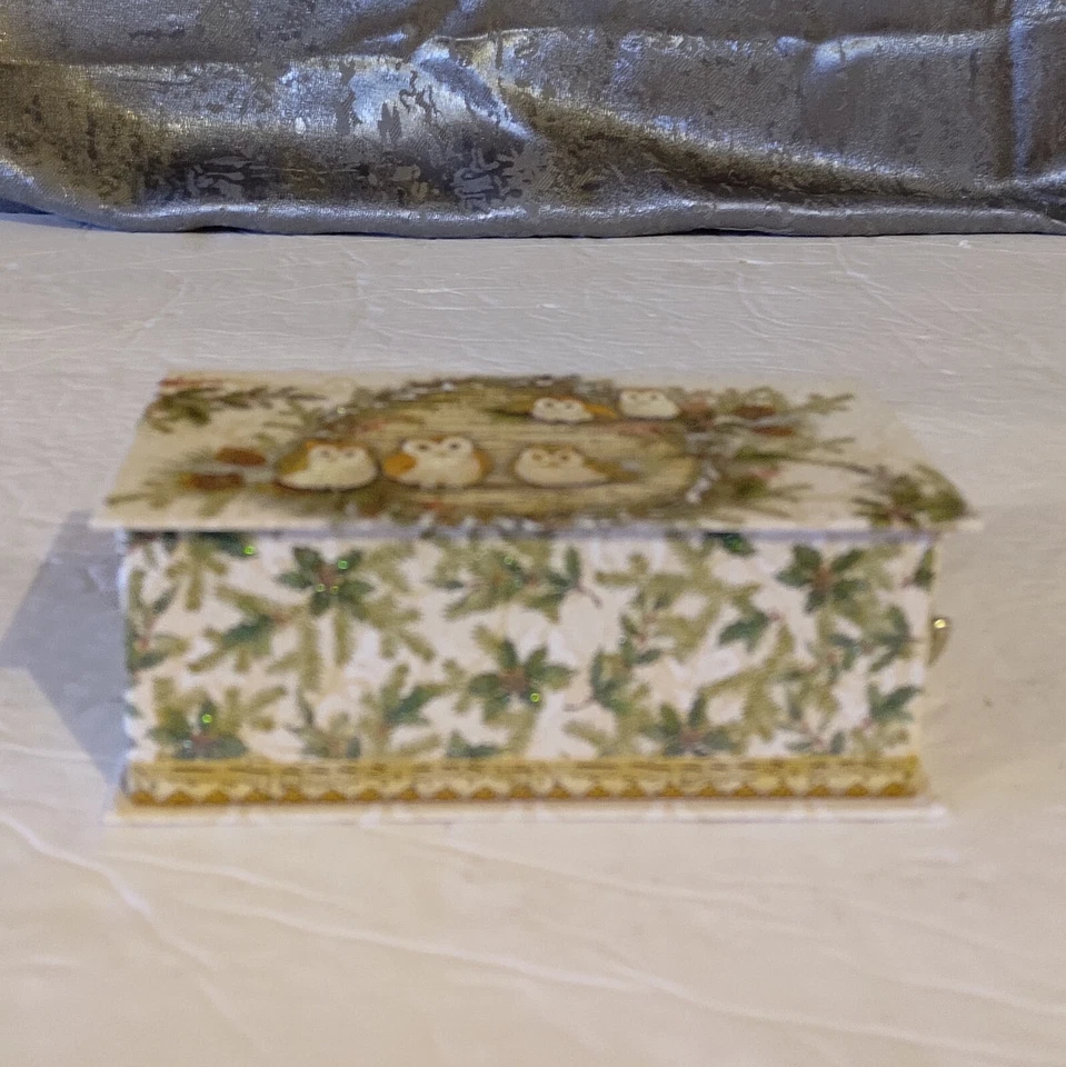 Punch Studio Owls Music Box Verbena Soap Plays Beethoven's Ode to Joy - Image 4 of 4