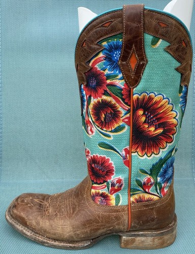 Ariat Floral Textile Circuit Champion 