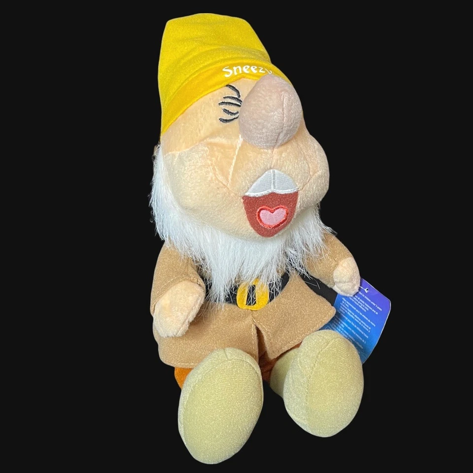 RARO Juguete de Peluche Sega Disney Blancanieves y los Siete Enanitos ESTORNUDO Foto 2 de 4