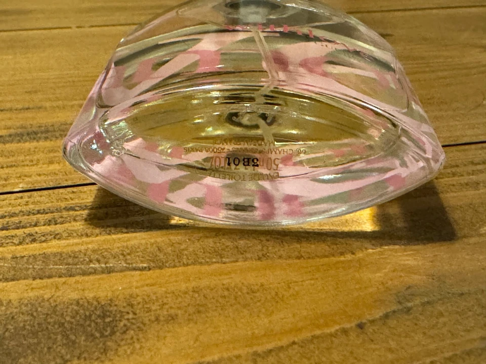 Guerlain With Love Floral & Frutal, Fragancia Fresia Perfume Spray para Mujer Foto 4 de 4