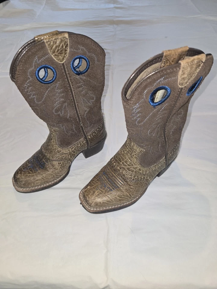 Ariat Niños Cuero Western Puntera Cuadrada Botas Talla 9 Marrón Con Acentos Azules Foto 2 de 4