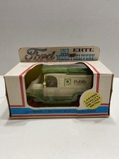 ERTL 1913 PUBLIX Ford Model Die Cast Vehicle Metal Bank with Boy in Box