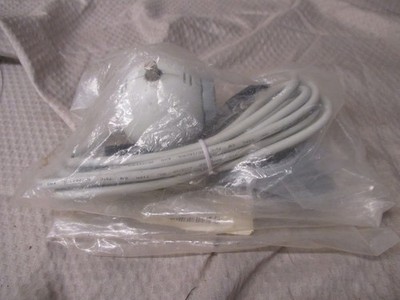 Vintage Logitech QuickCam Messenger Web Cam V-UB2 861037-0000 | New Sealed
