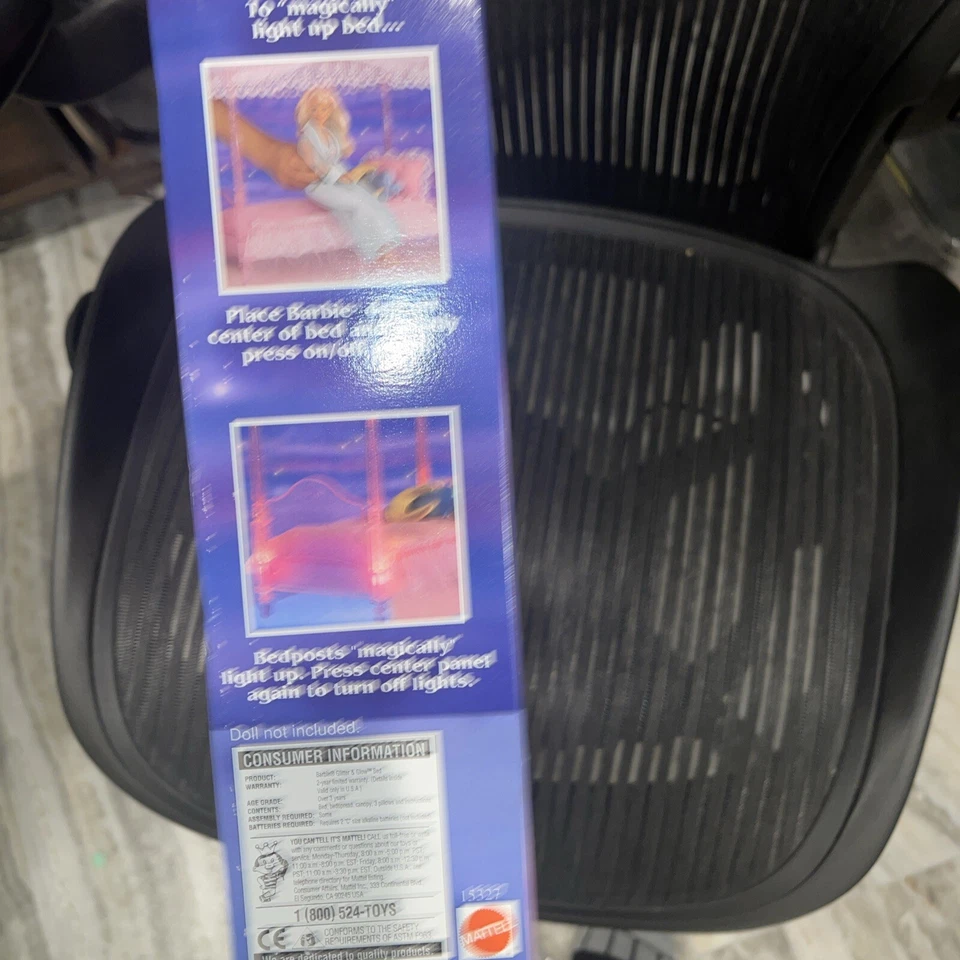 Mattel BARBIE GLITTER & GLOW BED - CANOPY BED "LIGHTS UP" #15327 1996 NEW NRFB - Image 3 of 3