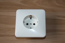 Jung ST 550 Serie Voll Steckdose mit Vollblende / Vollabdeckung in cremeweiß