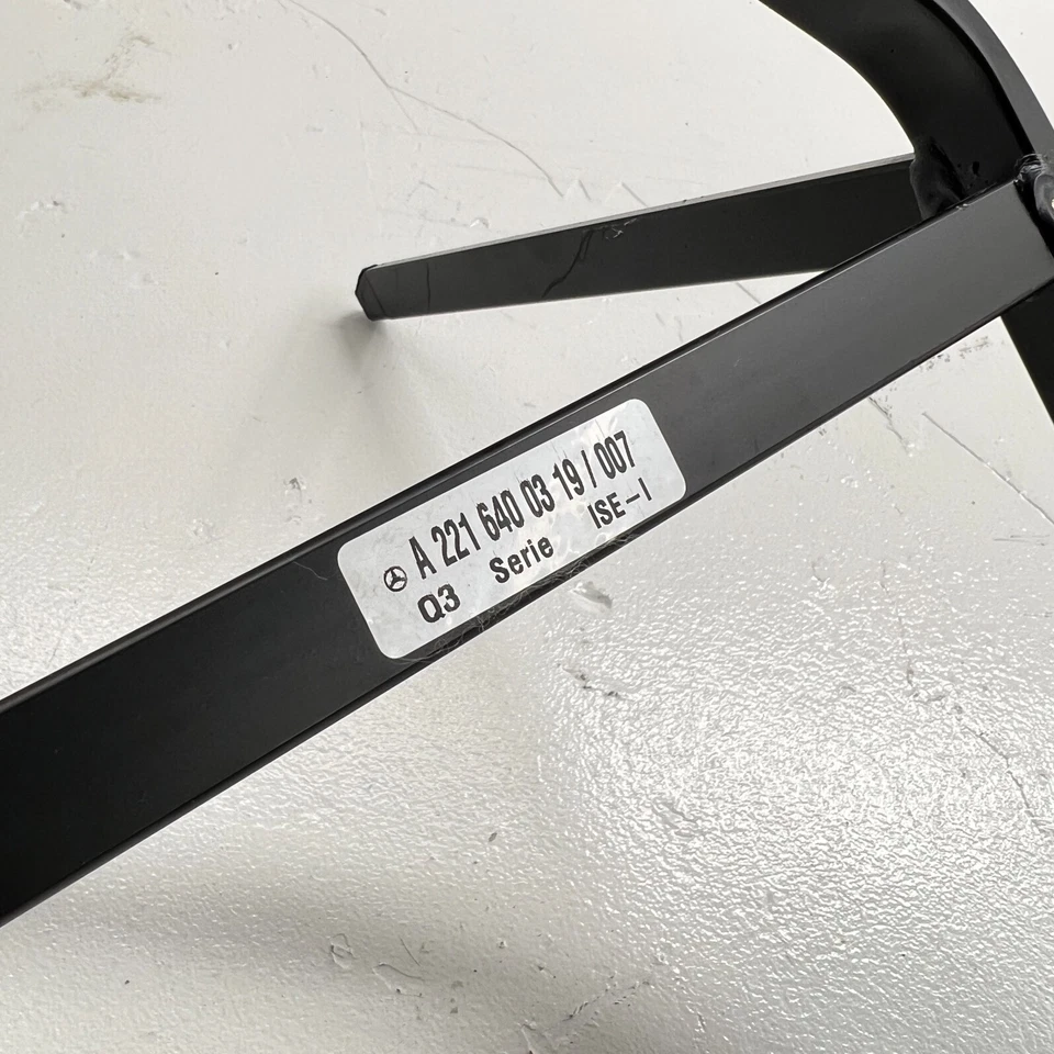 Mercedes-Benz S550 S350 S600 S400 2007-2014 Rear Body Shelf Panel Stiffener OEM - Image 2 of 4