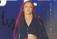 NXT WWE WRESTLING: KAY LEE RAY SIGNED 6x4 ACTION PHOTO+COA *NXT UK*