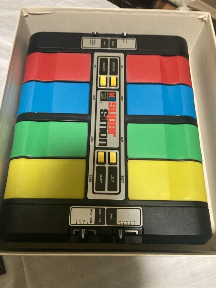 Milton Bradley Super Simon 1979 Juego de Memoria Electrónica Probado Foto 3 de 4