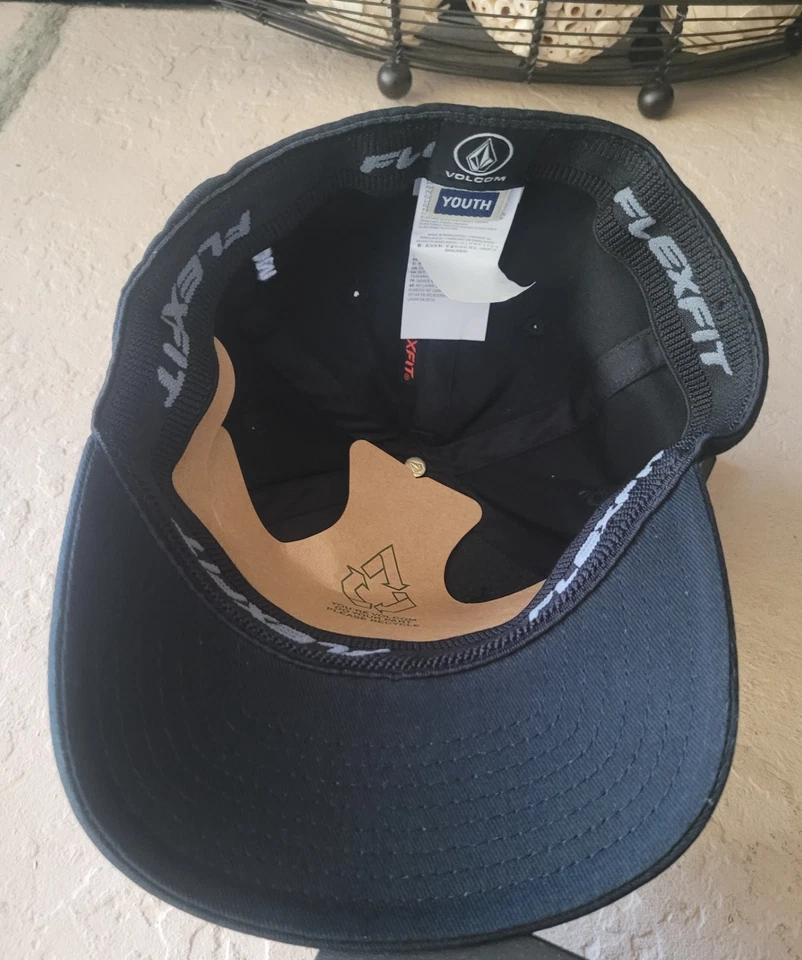 Size OS Authentic Volcom Full Stone Flexfit Youth  Baseball Cap - Image 3 of 4