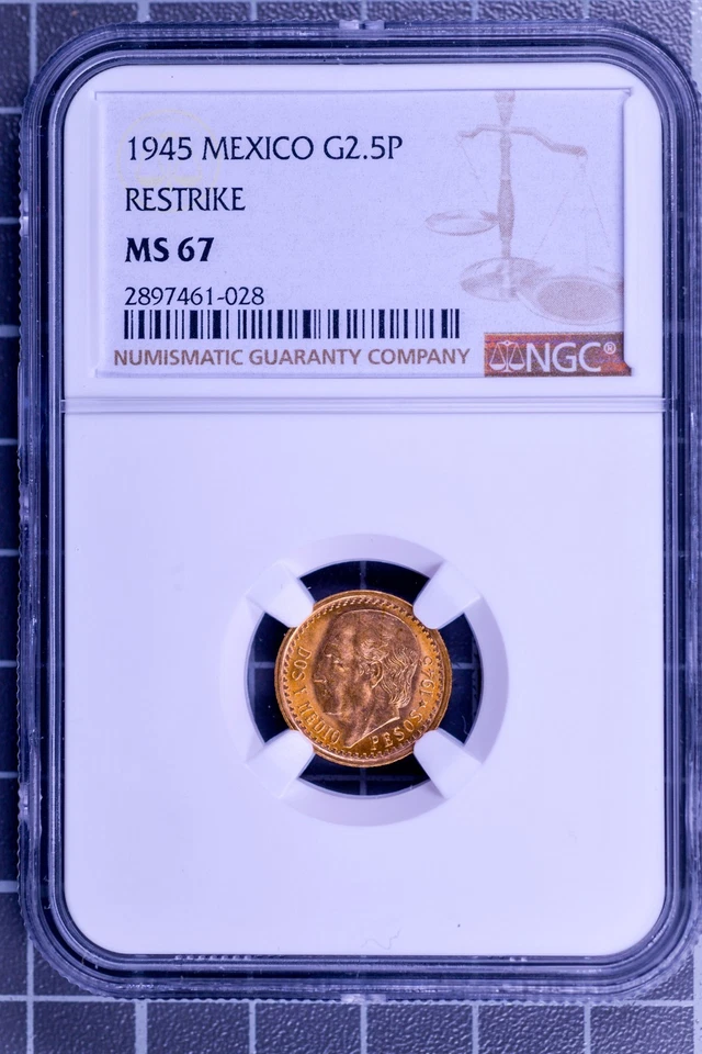 México 1945 2,5 pesos oro Restrike NGC MS67 - grado gema brillante Foto 3 de 4