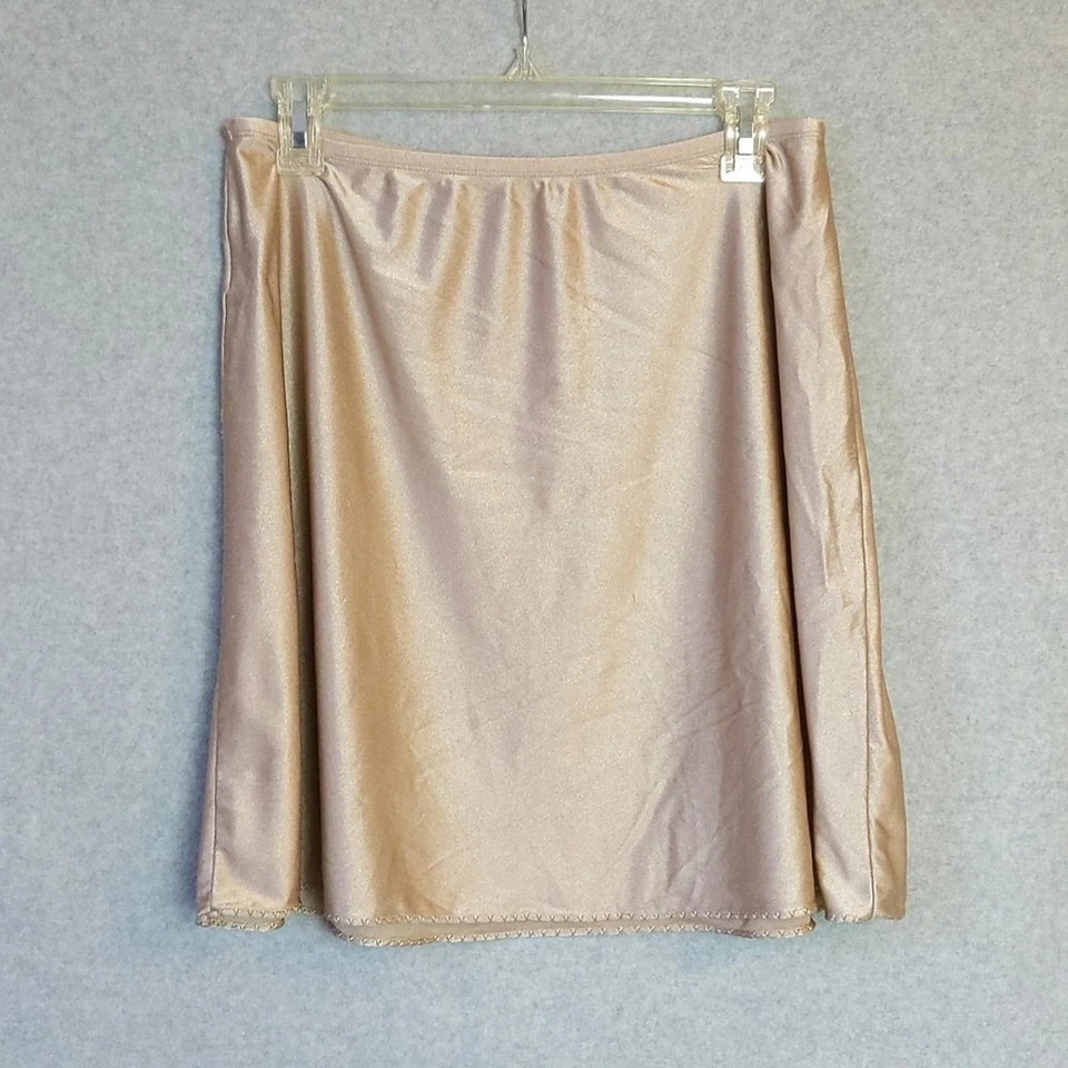 Lycra Gilligan & O'Malley Nude de nailon sin cordones cortos para mujer talla L Foto 2 de 4