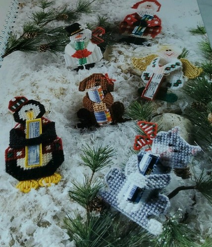 S18 THE N. SHOP 2007, HOLLY JOLLY CHRISTMAS IN PLASTIC CANVAS - 56 DESIGNS - Bild 5 von 12