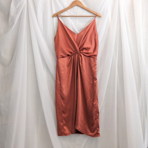 Pink Coral Satin Dress By Villa, Med/Large - 第 1/7 張圖片