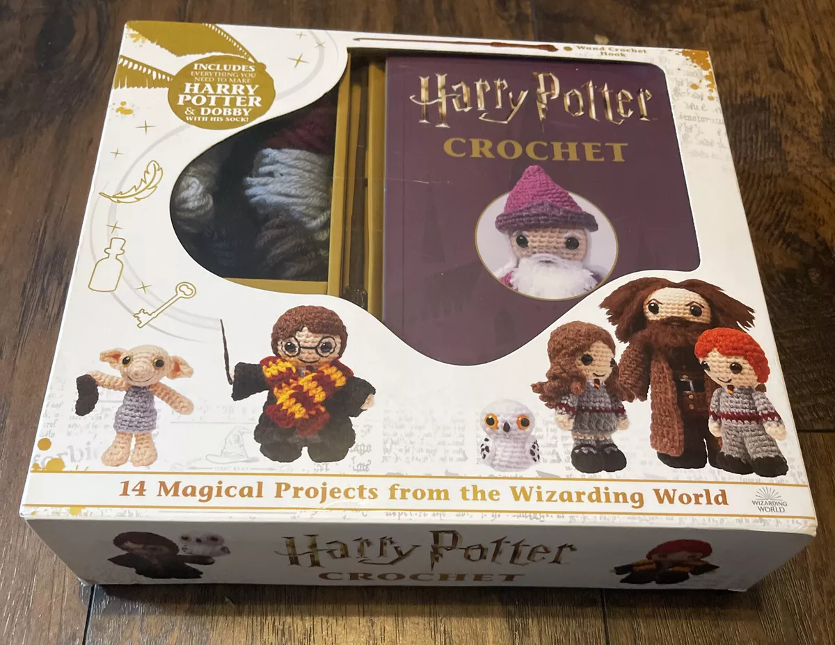 Crochet Kits Ser.: Harry Potter Crochet by Lucy Collin 9781684128877