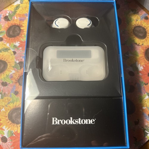 Brookstone Touch Power Two EARBUDS Bulit-in Powerbank Dual Charging 12hrs Play - Picture 5 of 13