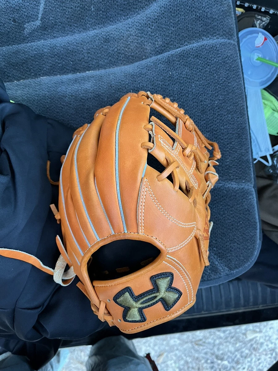 Under armour Baseball 11.5 Size Baseball Softball Gloves & Mitts