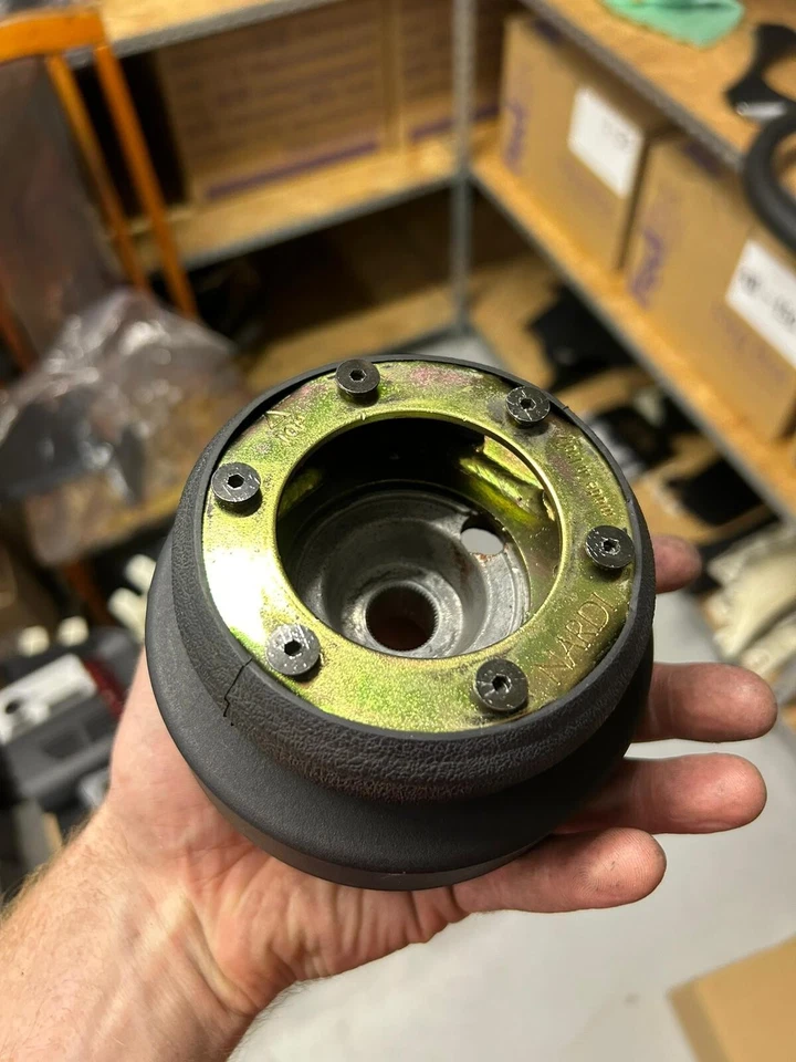 Buje NARDI buje volante BMW E30 E34 BUJE NARDI 0604 Foto 3 de 4