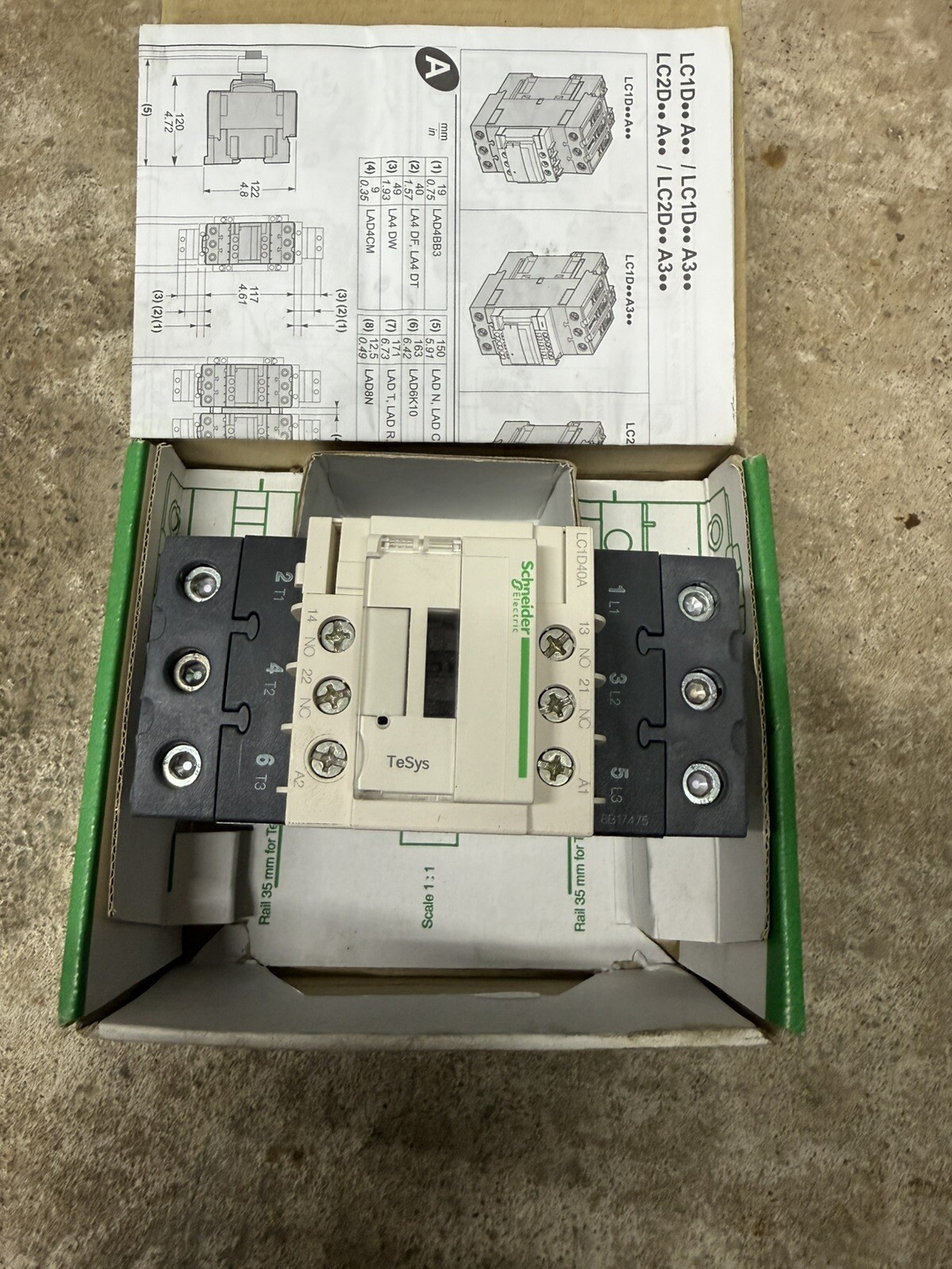Picture 2 of 4