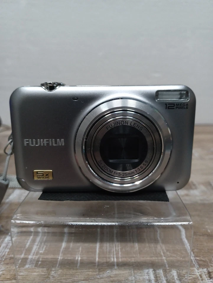 Fujifilm Digital Camera FinePix JX210 12.0MP Silver Tested Full Working Set, photo 3 of 5