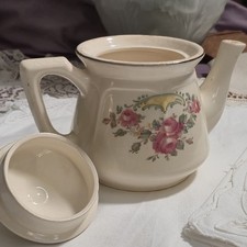 Vintage Teapot Universal Potteries Made in USA Platinum Detail Oven Proof Crazed