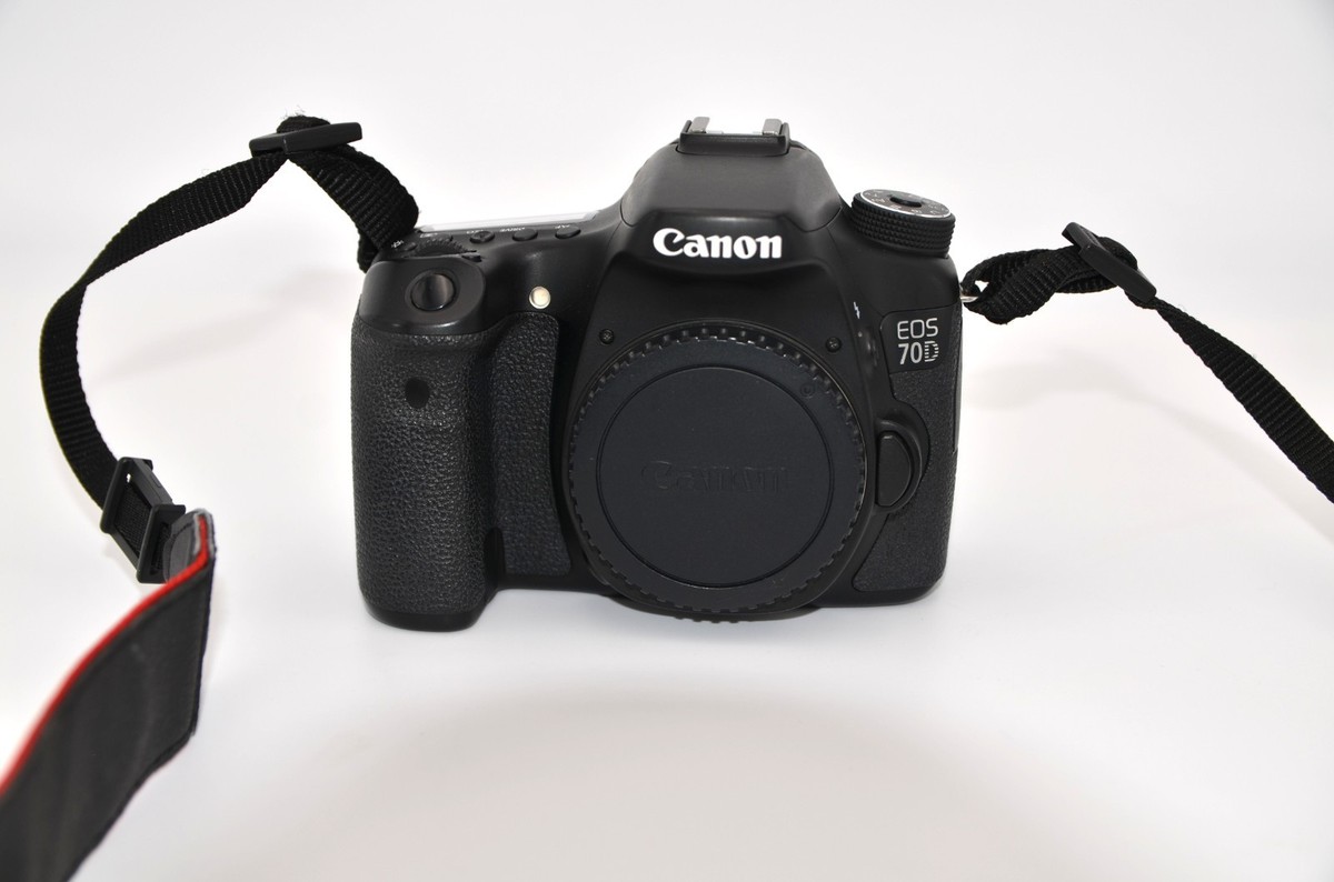 Canon EOS 70D Digital SLR 20.2MP Camera Body (shutter count 32,309