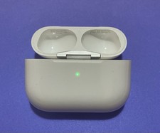 Apple AirPods Pro 1st Generation Model A2190 Magsafe Wireless Charging Case Only