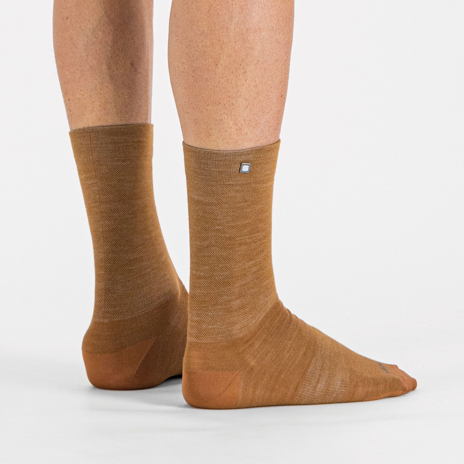 Спортивные шерстяные носки в тон из кожи 10490₽