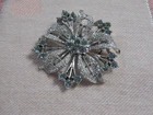 Vintage Silver-tone Blue Rhinestone Flower Round Brooch Pin Costume Jewelry