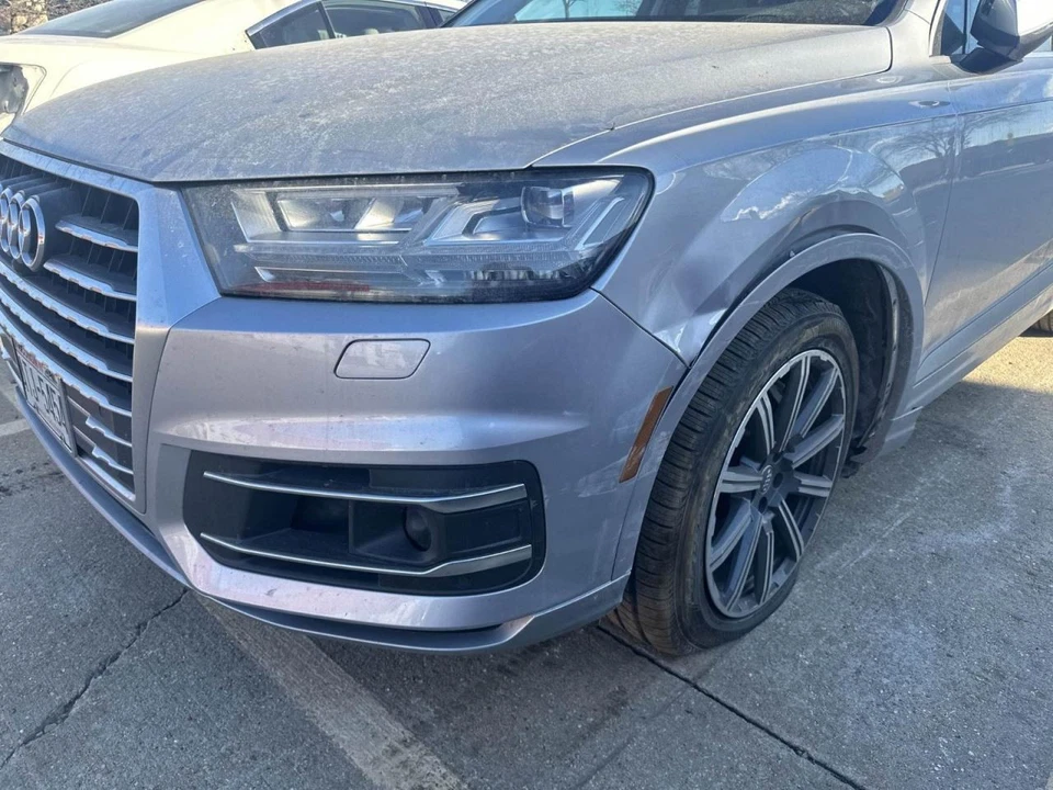 Tela Info-GPS-TV painel montado compatível com 17-19 AUDI Q7 1960789 - Imagem 2 de 4