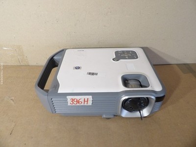 HP vp6220 Projector Beamer XGA DLP 2000 Lumens VGA - 396 H - EXCL REMOTE