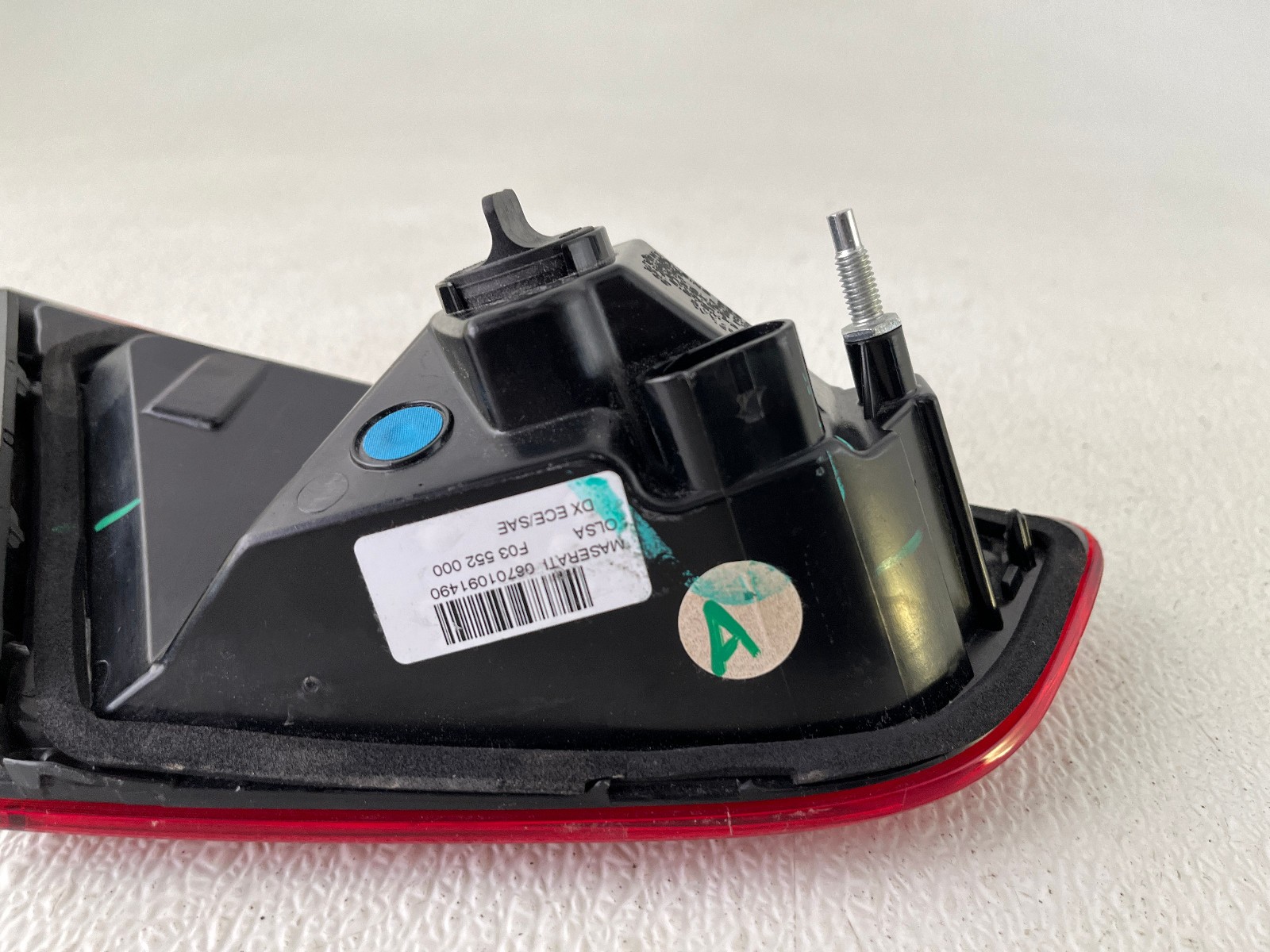 Maserati Ghibli 2014-2019 Right Inner Tail light