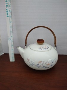 Enamel Tea Kettle Floral Wood Movable Handle. Decorative Floral Arrangement Also