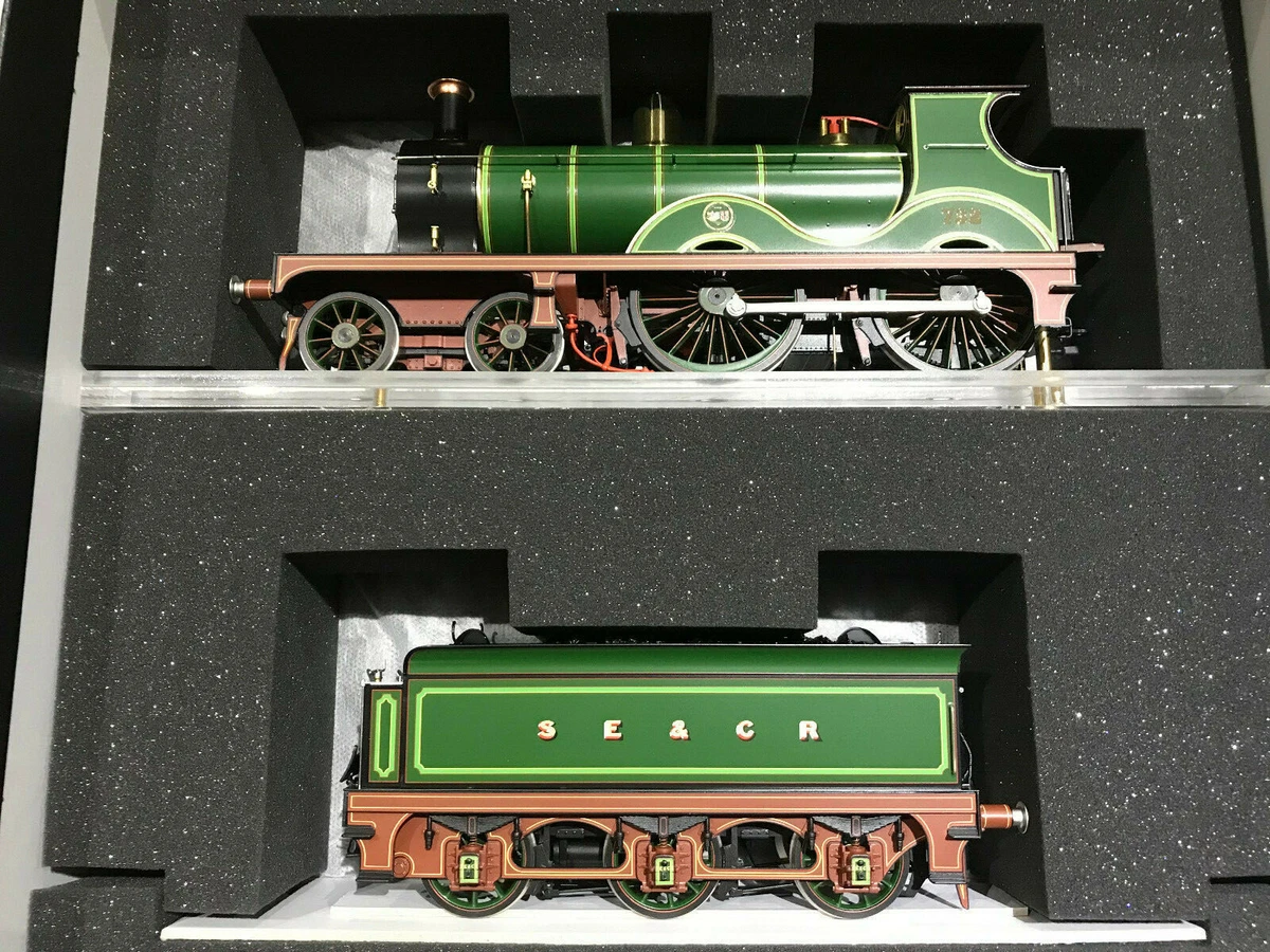 Lee Marsh Model Co Wainwright D loco in SECR livery O gauge