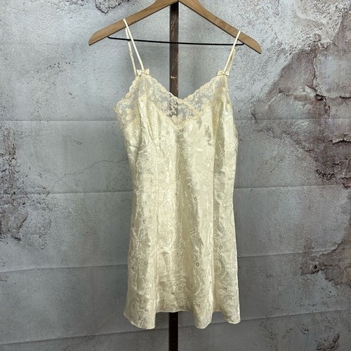 VICTORIA'S SECRET vintage chemise size S satin lace bow coquette slip dress Y2K