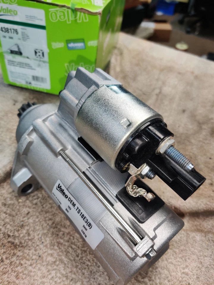 Nuevo motor de arranque Valeo 438176 para Volkswagen Golf A5 Audi A3 T5 Foto 4 de 4