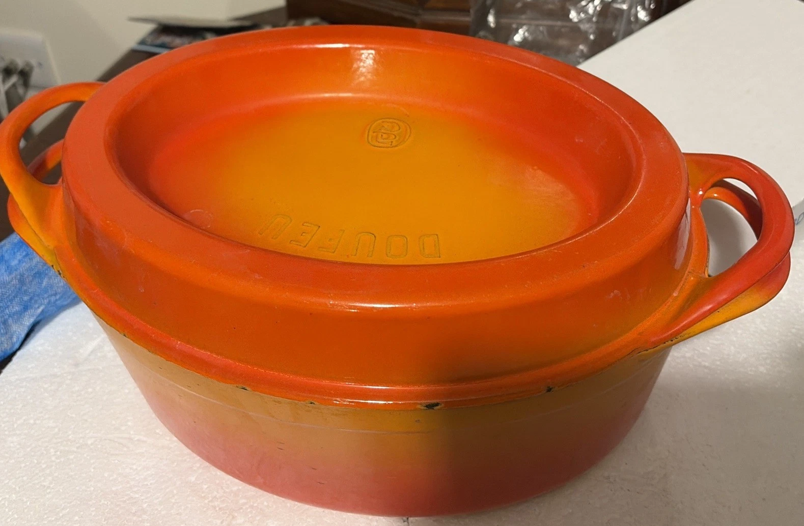 Le Creuset Cousances Doufeu Oval Casserole Dish Dutch Oven Cast Iron Orange 12