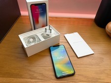 Apple iPhone x 64GB Unlocked Space Grey (Black) chipped screen