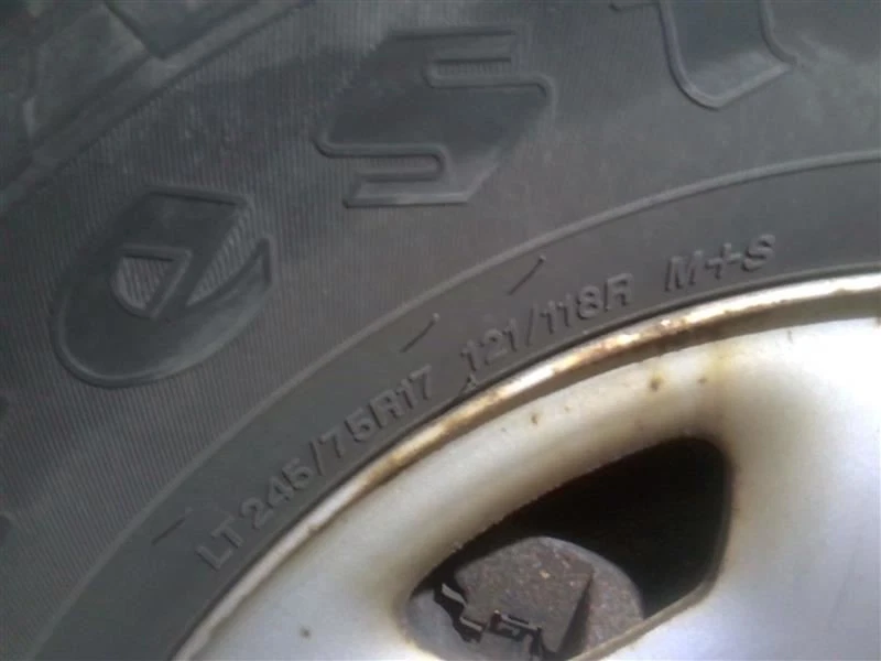 LT 245/75R17 121/118R FIRESTONE TRANSFORCE HT2,2@11/32NDS,2@9/32NDS,SET OF 4 USE - Image 2 of 4