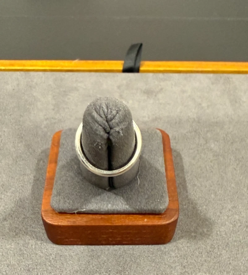 TIFFANY&CO. Anillo de plata de ley 925 con banda de zafiro talla 5,25 de EE. UU. Foto 3 de 4