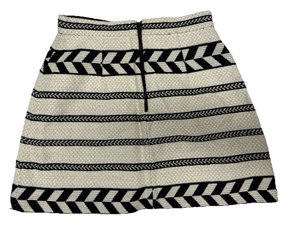 Alice + Olivia Daysi Jacquard Aztec Print A-Line Mini Skirt Sz 8 Layered EUC!  F - Image 3 of 4