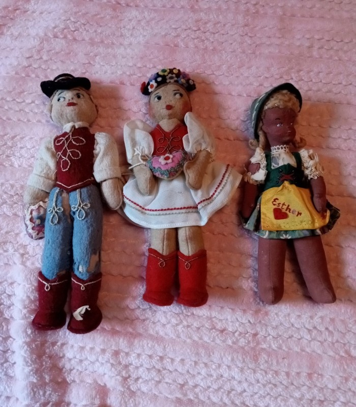 Vintage Folk Costume Doll Lot of 3 Felt Cloth Souvenir Dolls 7.5"