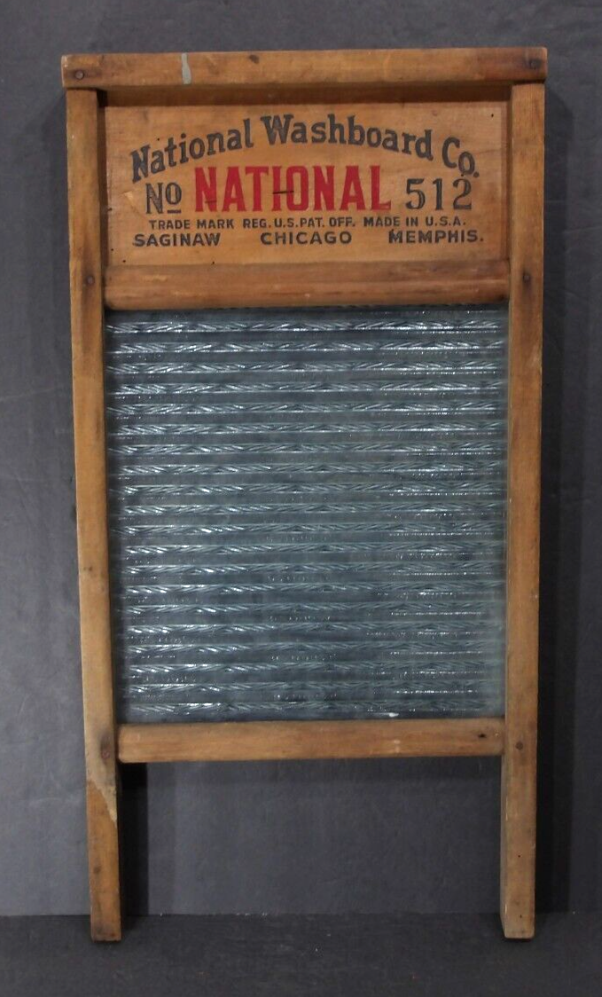 Vintage Wooden National Washboard Co. No. 512 W/Victory Glass Ribbed