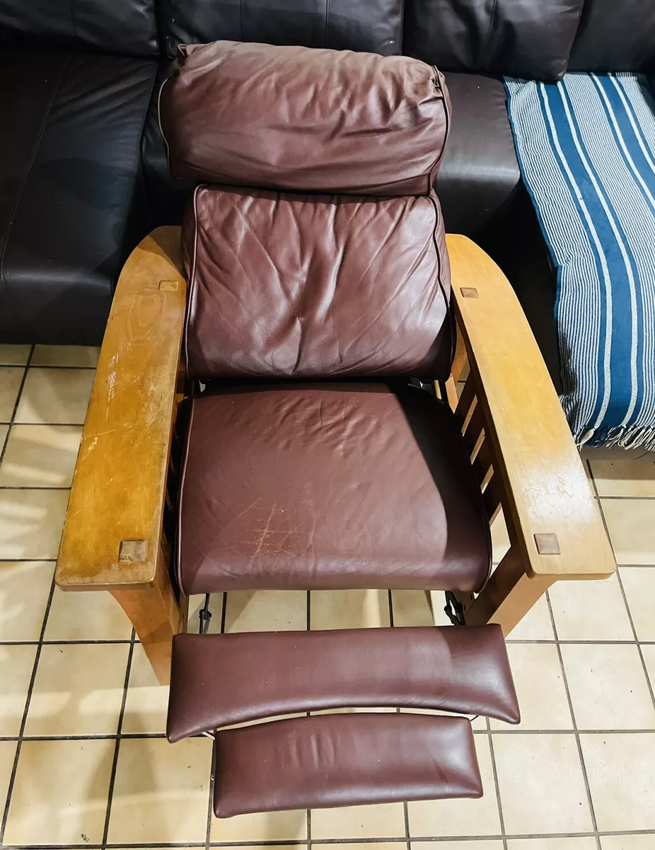 The Mission Bustle Back Recliners – Stickley Brand