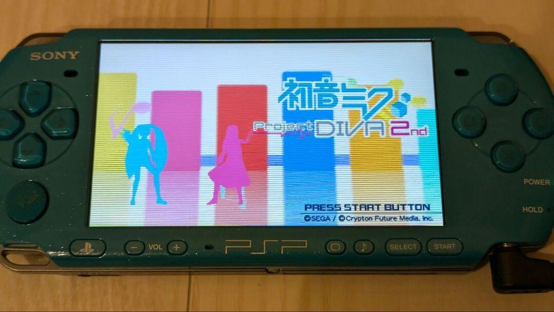 SONY - 【美品】PSP3000ピンク＋モンハン2G＋初音ミク project diva Sony PSP 3000 Hatsune Miku: Project Diva 2nd Bundle