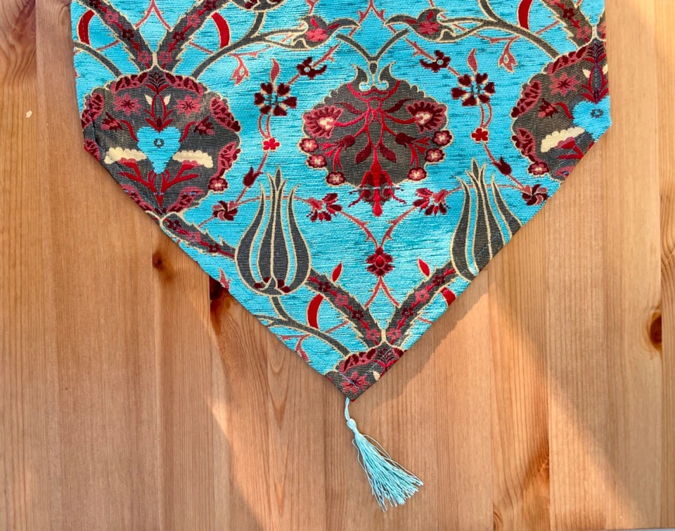 Turquoise Turkish Tulip Floral Pattern Table Runner with Tassels 170cm x 43cm - Image 4 of 4