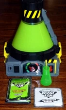 Mayhem Megashark Moose Toys Beast Lab Beast Creator Light Sound Mist Experiment