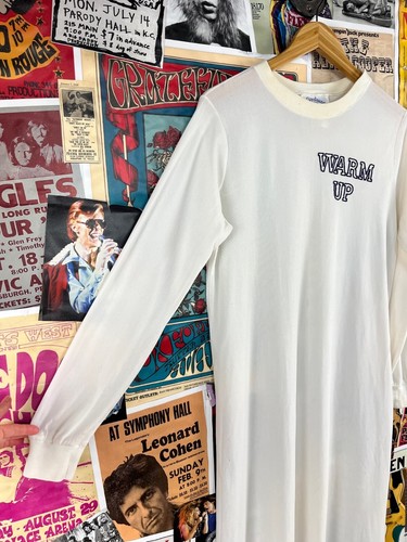 Vintage 70s Offwhite Embroidered Warm Up Long Sleeve Lounge Pajama Shirt Men S/M - Picture 3 of 21
