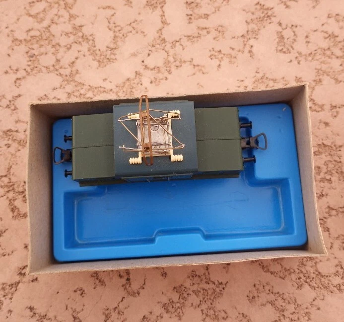 HO PIKO GERMAN BR NEBENBAHN NE69 ELECTRIC LOCOMOTIVE Train Lionel Model Bachmann - Image 4 of 4