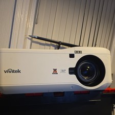 Vivitek Du6675 events projector