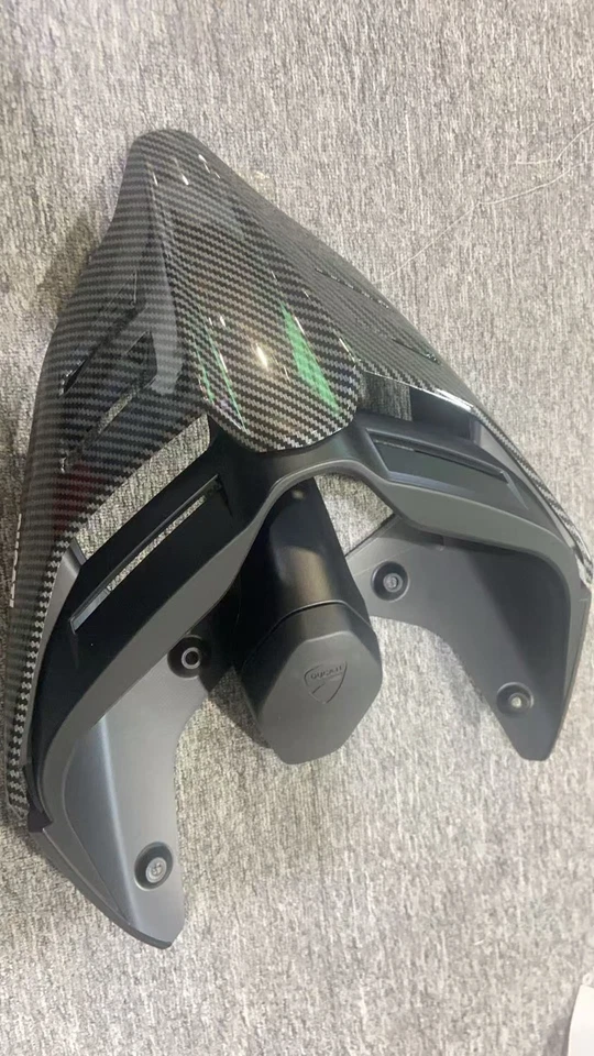 Carenado trasero cubierta de asiento trasero con capucha individual para Ducati Panigale V4 S V2 Streetfighter Foto 3 de 4